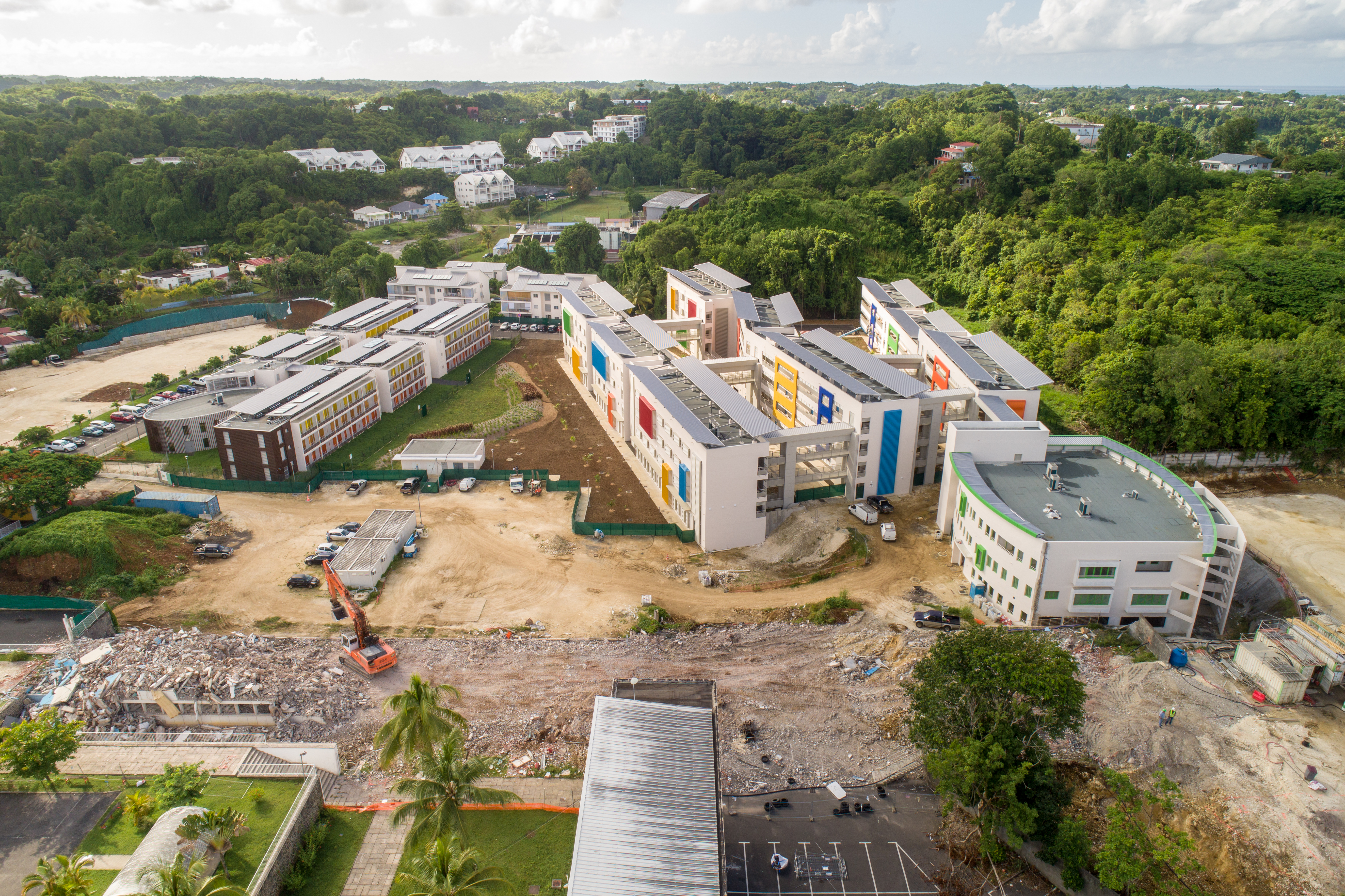 Reconstruction De La Cite Scolaire De Baimbridge Aux Abymes Semag